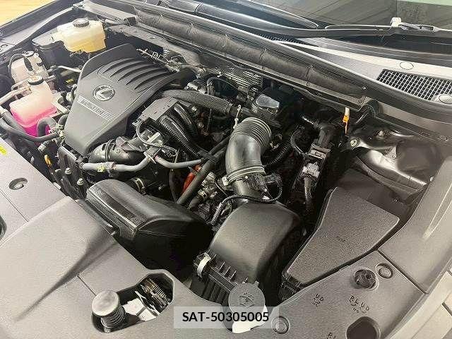 Lexus RX 2023-06 4421890-14