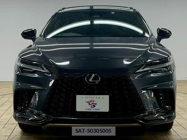 Lexus RX 2023-06 4421890-16