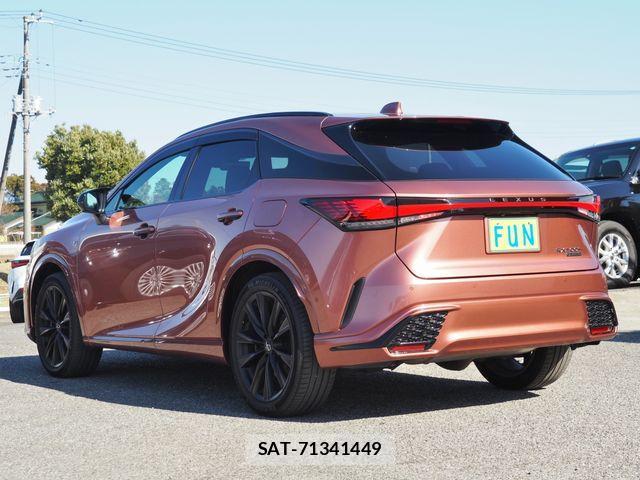 Lexus RX 2023-01 4595719-5