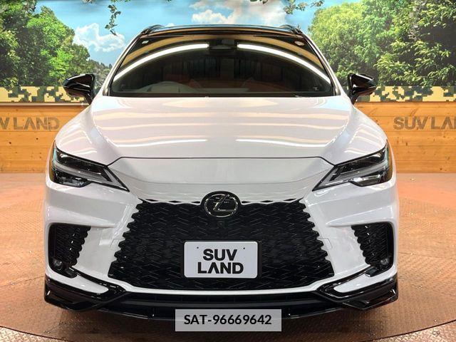Lexus RX 2023-07 4595717-15
