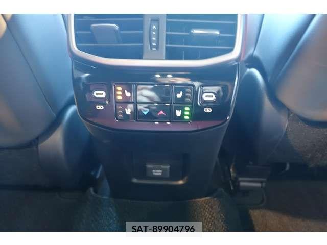 Lexus RX 2023-01 6216524-12
