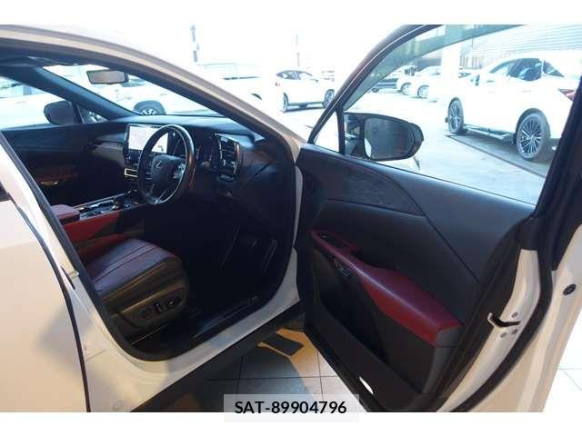 Lexus RX 2023-01 6216524-2