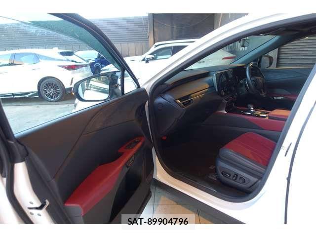 Lexus RX 2023-01 6216524-4