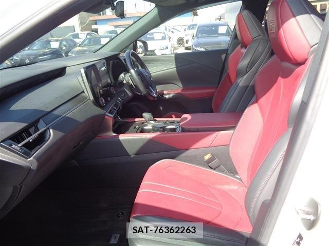 Lexus RX 2023-02 6272161-10