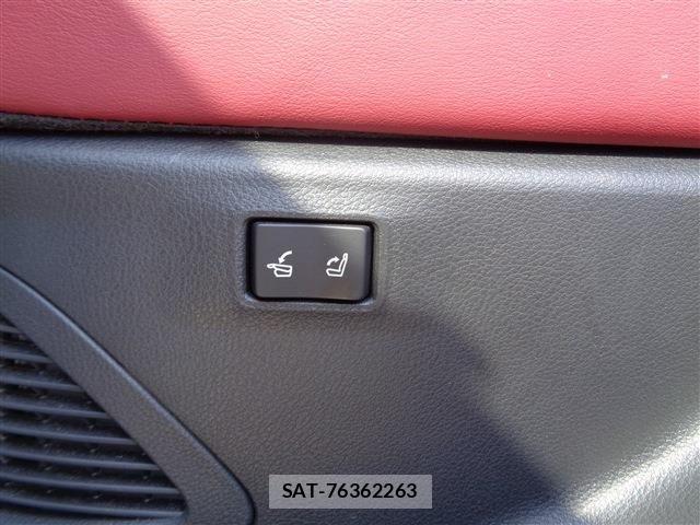 Lexus RX 2023-02 6272161-13