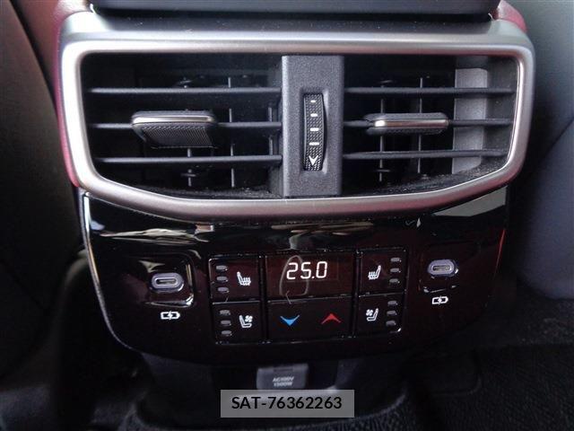 Lexus RX 2023-02 6272161-15