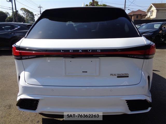 Lexus RX 2023-02 6272161-6