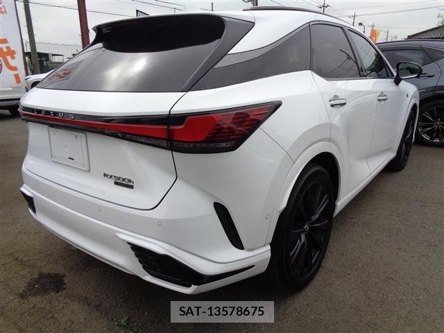 Lexus RX 2023-07 6499679-7