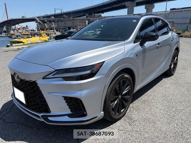 Lexus RX 2023-10 6499681-2