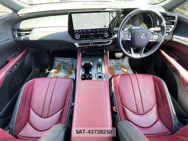 Lexus RX 2023-09 6815769-1