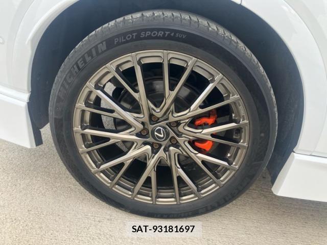 Lexus RX 2023-02 6907869-10