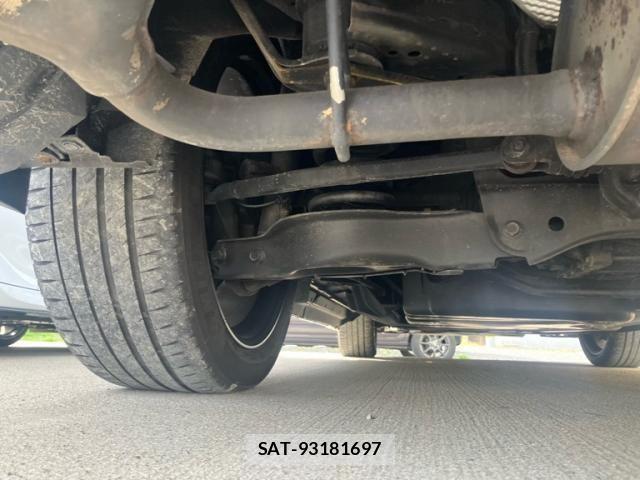 Lexus RX 2023-02 6907869-5