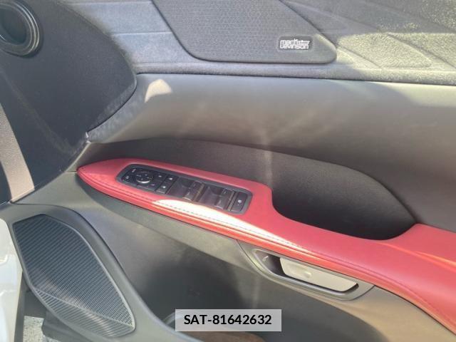 Lexus RX 2023-04 6995290-11