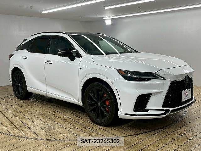 Lexus RX 2023-04 7221173-13