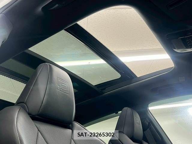 Lexus RX 2023-04 7221173-6