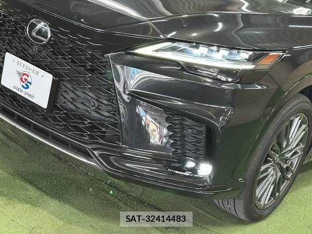 Lexus RX 2023-03 7221156-10