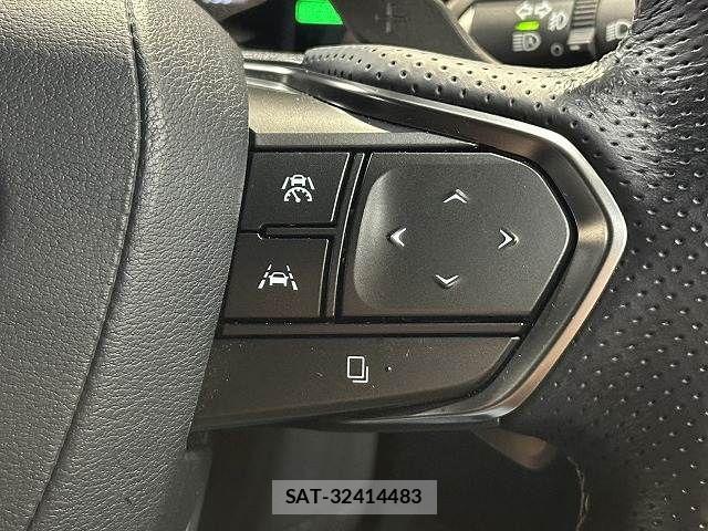 Lexus RX 2023-03 7221156-13