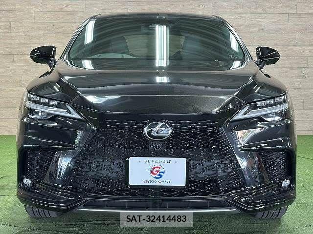 Lexus RX 2023-03 7221156-16