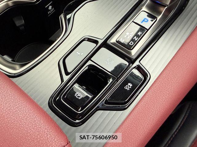 Lexus RX 2023-07 7251381-26