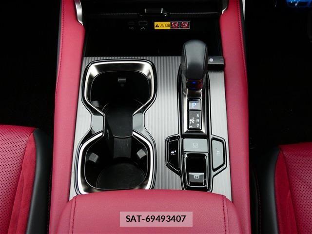 Lexus RX 2024-03 7328107-9