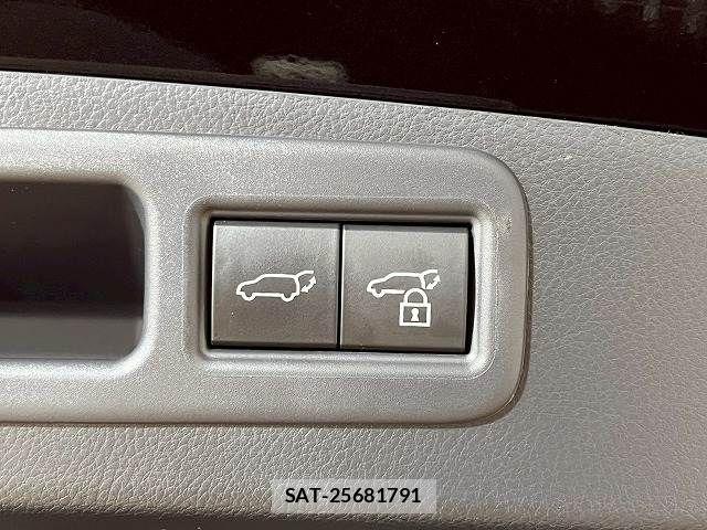 Lexus RX 2023-07 7358575-10