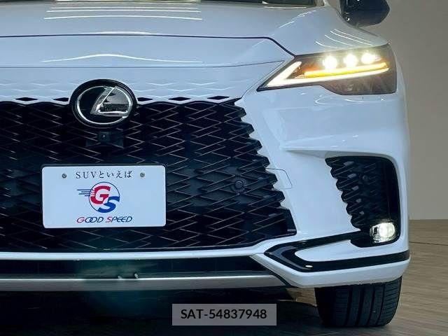 Lexus RX 2023-05 7358577-17