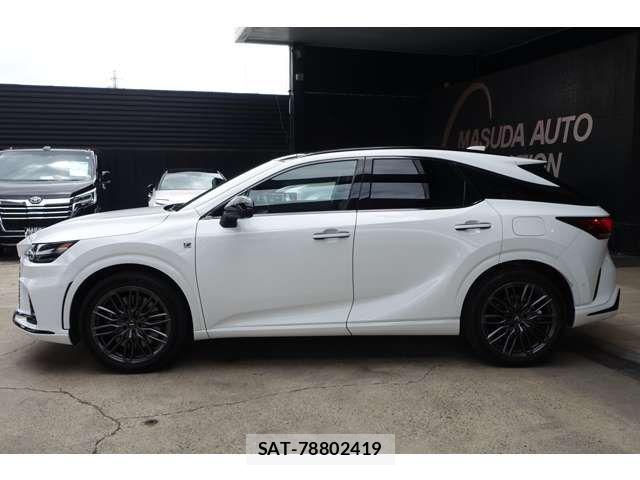 Lexus RX 2023-12 7501339-5