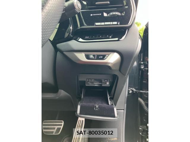 Lexus RX 2023-09 7617757-11