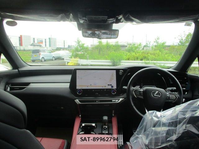 Lexus RX 2023-06 7725215-11