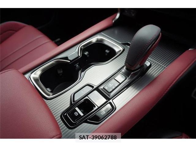 Lexus RX 2023-09 7725213-27
