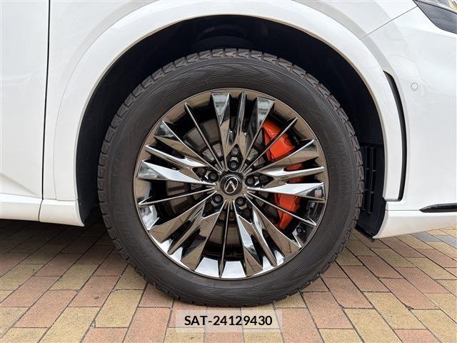 Lexus RX 2023-10 7725219-9
