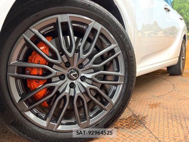 Lexus RX 2023-04 7725223-13