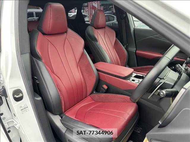Lexus RX 2023-06 7725214-3