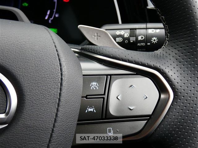 Lexus RX 2024-08 7725217-13