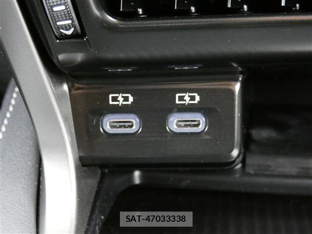 Lexus RX 2024-08 7725217-7