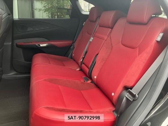 Lexus RX 2023-08 7902882-12