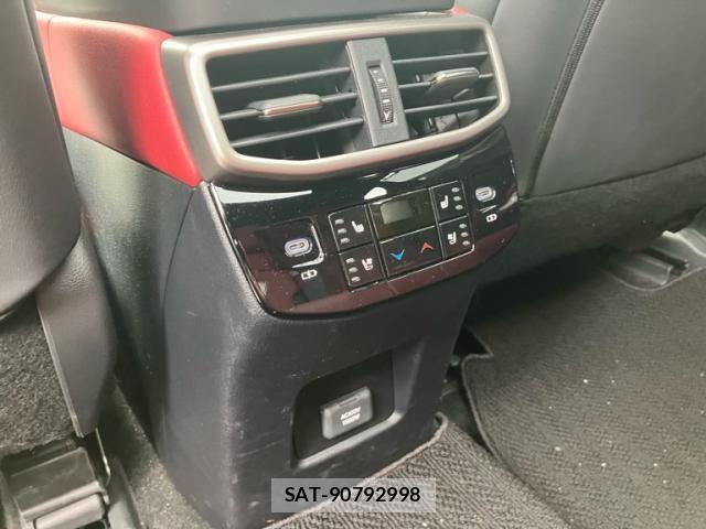 Lexus RX 2023-08 7902882-13