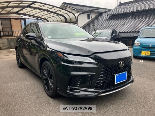 Lexus RX 2023-08 7902882-1