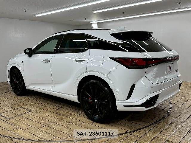 Lexus RX 2023-06 7962475-15