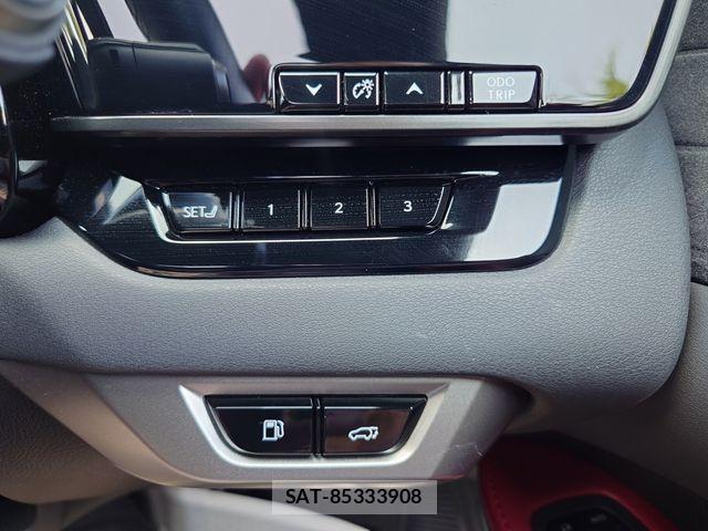 Lexus RX 2023-05 7979811-20