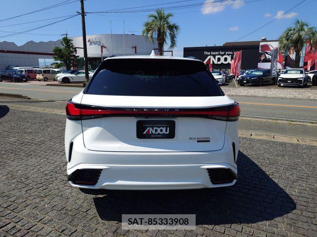 Lexus RX 2023-05 7979811-6