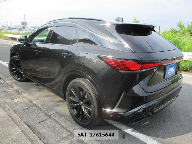 Lexus RX 2024-05 8036499-2