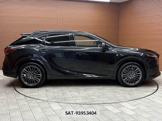 Lexus RX 2023-05 8074415-17
