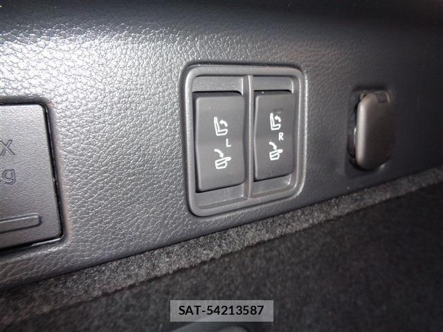 Lexus RX 2023-06 8074414-18