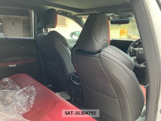 Lexus RX 2025-04 8074411-13