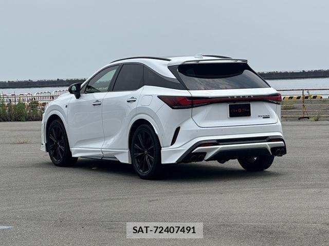 Lexus RX 2023-08 8100218-23