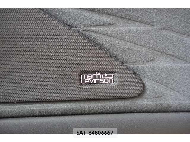 Lexus RX 2023-03 8131067-1