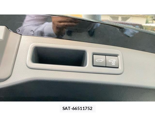Lexus RX 2024-05 8131068-15