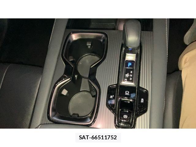 Lexus RX 2024-05 8131068-21