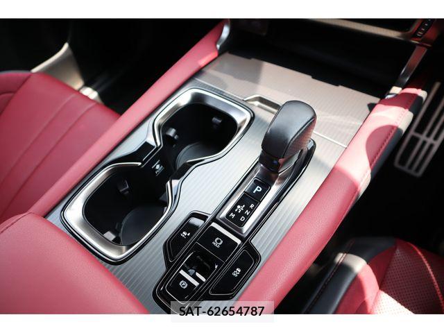 Lexus RX 2024-02 8131066-16